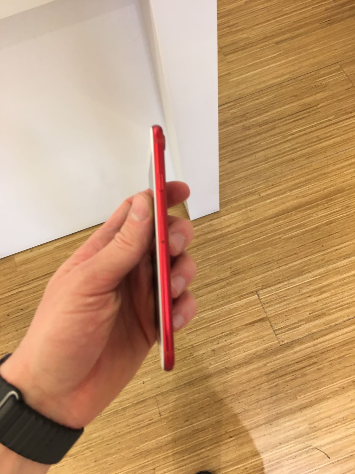 iPhone 7 Red