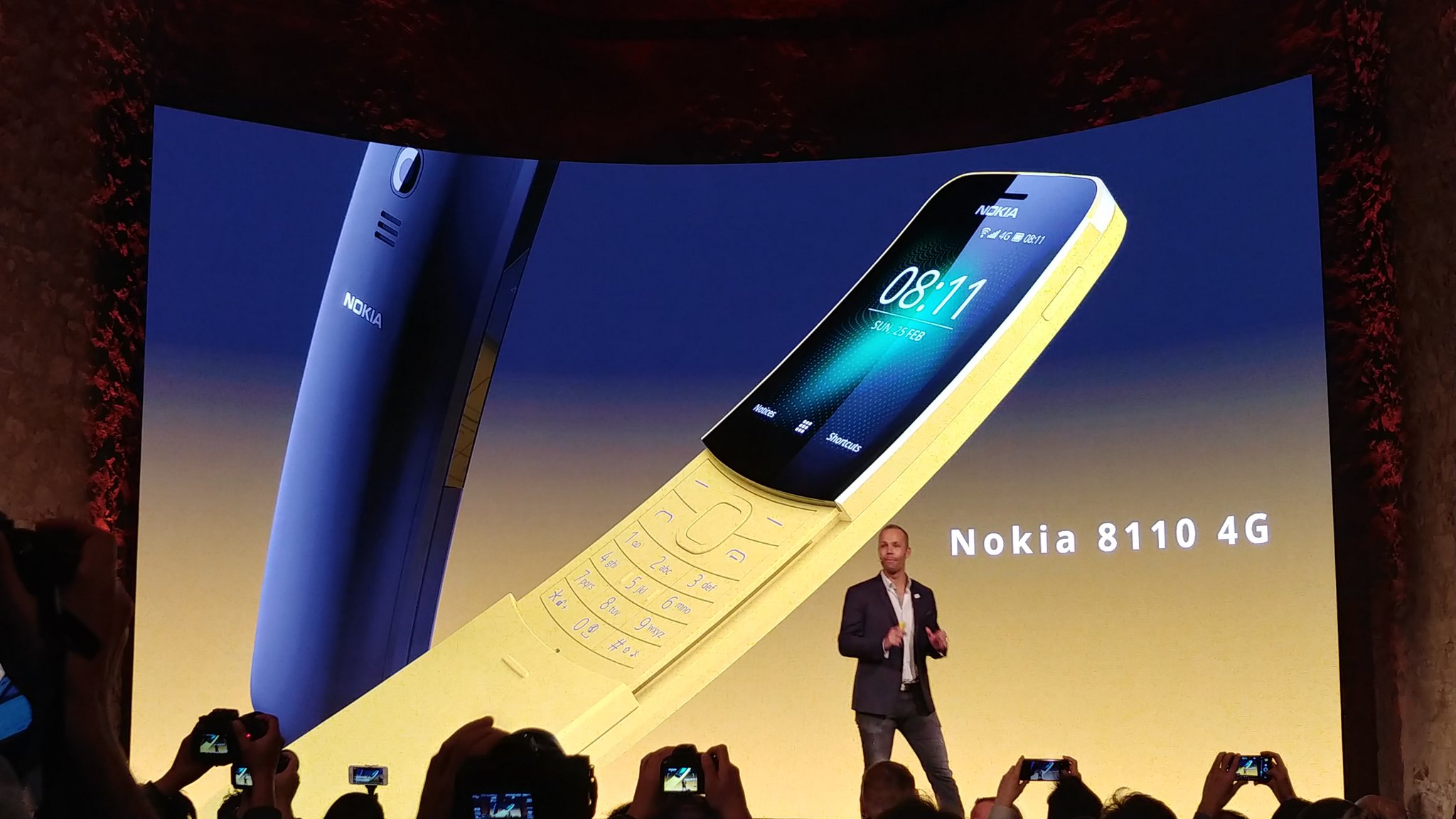 Nokia 810